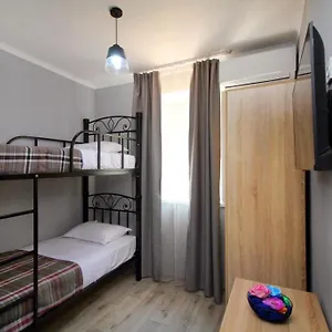 Apart-hotel Tobayakova 25 102 Апартаменты